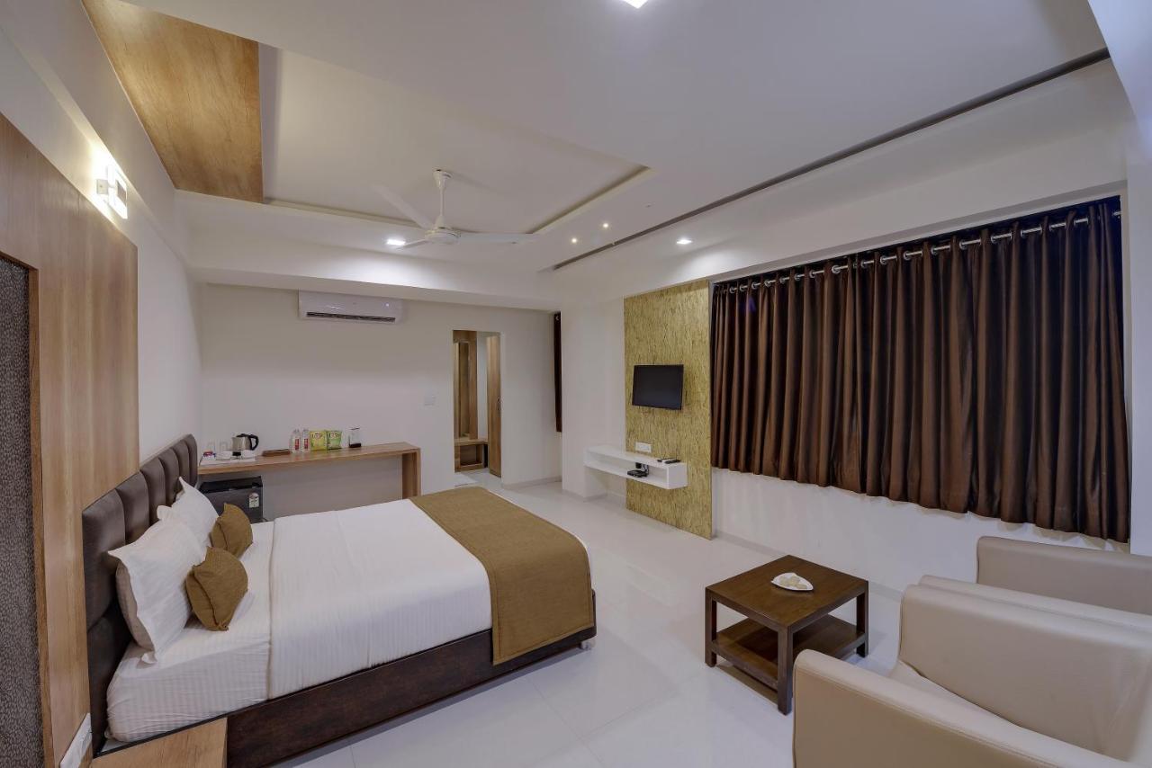 Hotel City Inn Gandhinagar Exterior photo