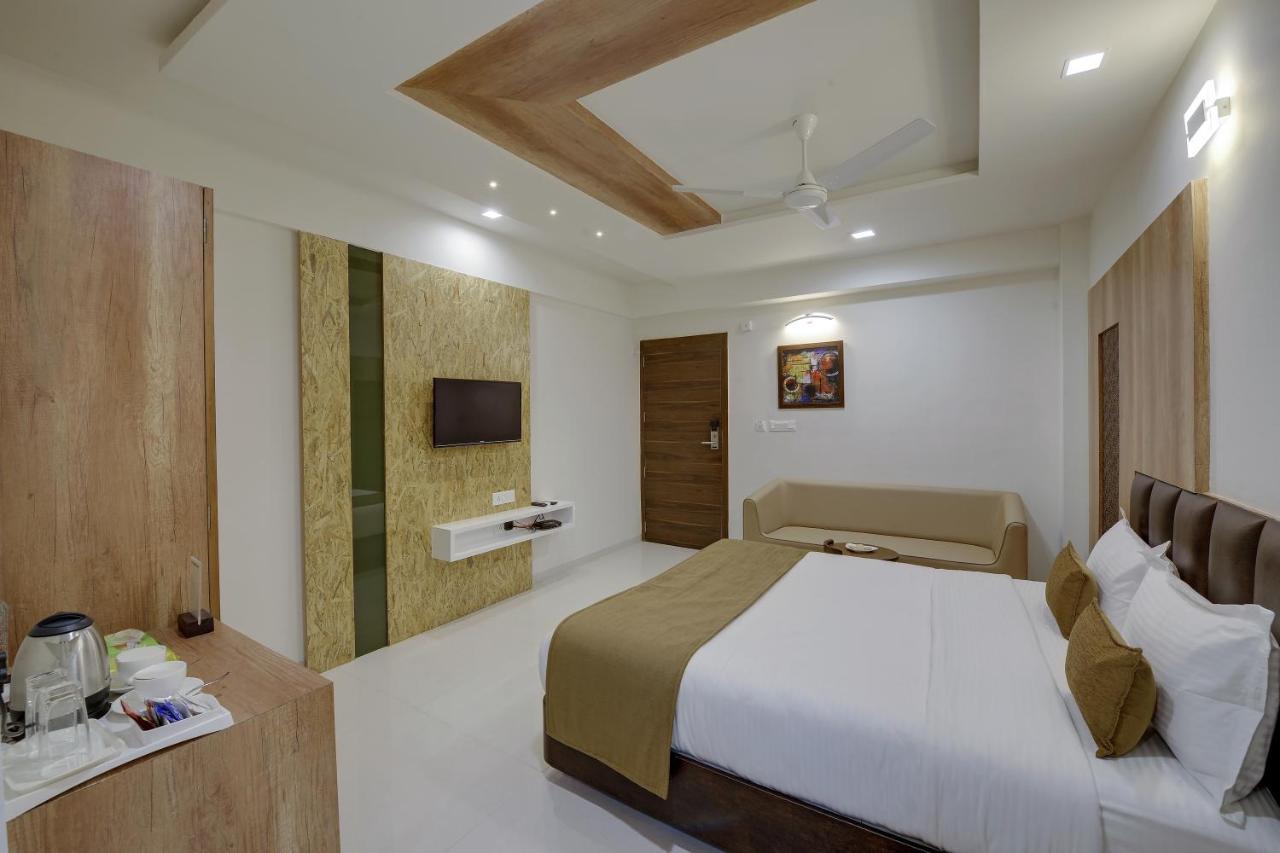 Hotel City Inn Gandhinagar Exterior photo